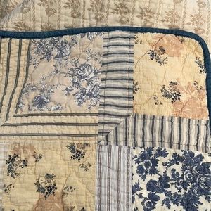 COPY - Liz Claiborne vintage twin quilt.